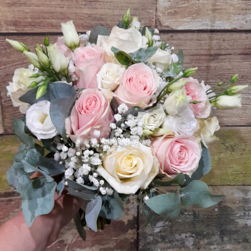 Bouquet de la mariée "Roses & Lisianthus - Thème Pastel rose "<br> Réf : BM005