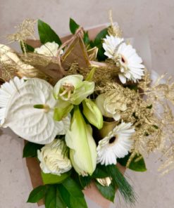 Alternative view of Bouquet de Noel Amaryllis blanc  <br> Ref : BQN011