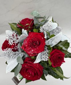Alternative view of Bouquet de Noel Roses Rouge<br> Ref : BQN014