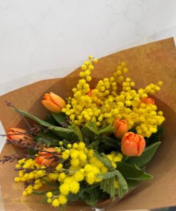 Alternative view of Bouquet printemps Tulipes Mimosa<br>BPT001