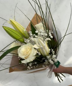 Bouquet Lys et Rose blanche<br>T020
