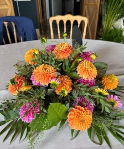 Alternative view of Arrangement Table Dahlias <br>AT012