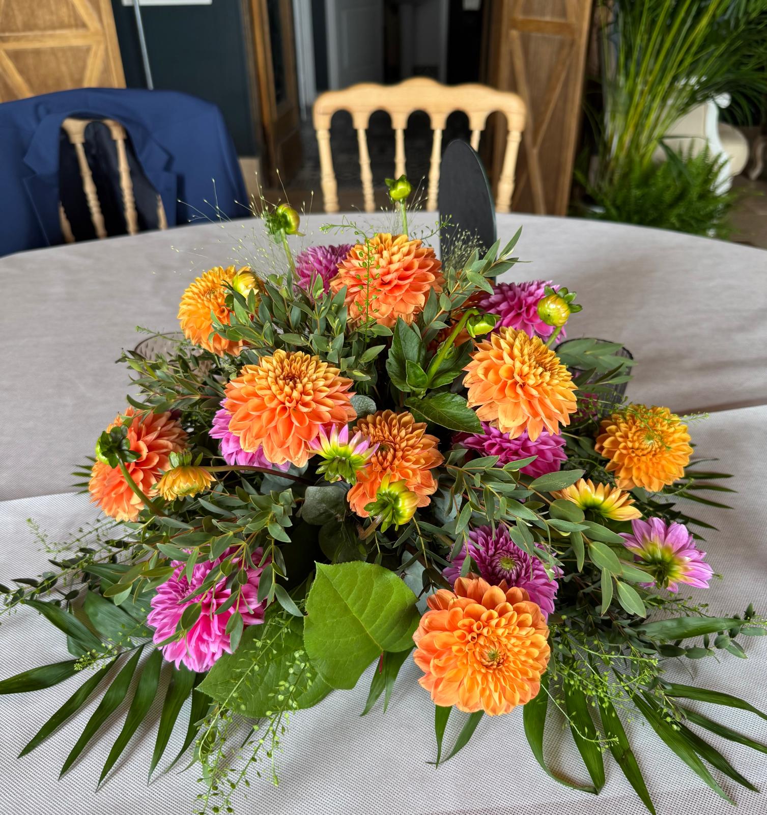 Arrangement Table Dahlias <br>AT012 – Image 2